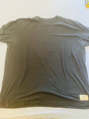 Men's Short Sleeve Crewneck T-Shirt in Black 1776 United
